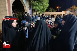 آموزش عمومی سلاح برای افزایش آمادگی جانفدایان صالح آبادی