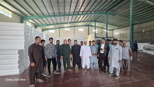 از کارخانه تا امید؛ بسیجیان حوزه ثارالله چابهار پای &laquo;راهیان پیشرفت&raquo; رفتند