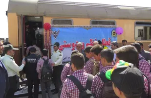 حرکت قطار نظم ودوستی در راه آهن شمالشرق (۱) شاهرود