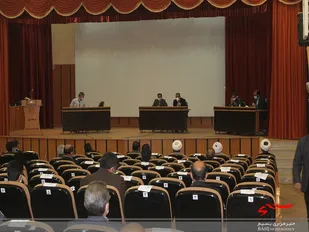 برگزاری جلسه قرارگاه شهید سلیمانی حافظان سلامت در ستاد کرونای شهرستان تیران و کرون