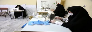 اقدام جهادی همسران و خانواده کارکنان سپاه امام رضا(ع) برای تولید ماسک