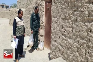 ۲۰۰ بسته معیشتی میان نیازمندان سراوانی توزیع شد