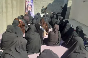 برگزاری کلاس آموزشی اسلحه شناسی برای بسیجیان سیب و سوران