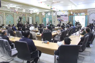 دیدار عشایر و بختیاری ها با نماینده ولی فقیه در چهارمحال و بختیاری