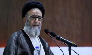 همایش تجلیل از زنده نامان پلی میان مفاخر دیروز و امروز و نسل آینده