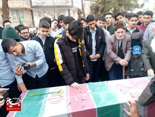 کلیپ/استقبال دانش آموزان شاهرودی از شهید خوشنام
