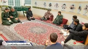 دیدار فرمانده ناحیه قم با بسیجیان پایگاه انصار الحسین (ع)