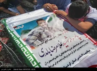 مادرشهید بامدی:&laquo; گفته بود؛ می خواهم طوری شهید شوم که خون صورت و محاسنم را بگیرد / غلامرضا به آرزویش رسید