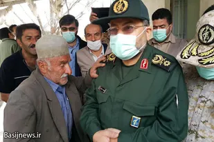 بازدید رئیس سازمان بسیج مستضعفین از مناطق زلزله زده سی سخت