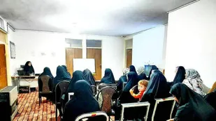 نظارت بر فضای مجازی از مهمترین وظایف والدین در تهدیدات و آسیب های فضای مجازی است&nbsp;