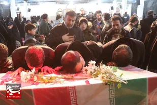 حضور زنجانی ها در مراسم استقبال از شهدای گمنام+تصاویر