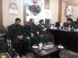 دیدار کارکنان سپاه ناحیه لردگان باامام جمعه
