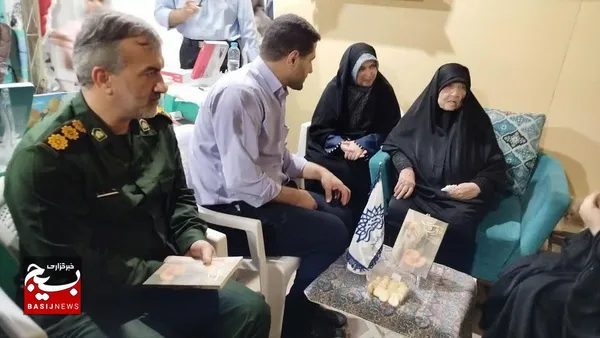 جشن امضای کتاب