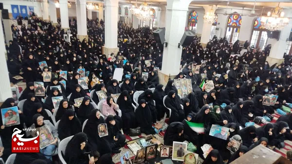 مراسم سوم شهدای وطن در رشت