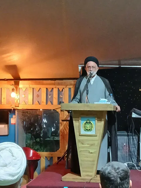 خدمت به اهل‌بیت (ع) نباید به عادتی روزمره تبدیل شود / اخلاص، معیار ماندگاری در آستان‌های مقدس است
