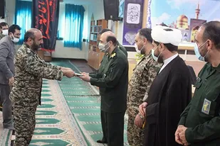 برگزاری آئین تکریم و معارفه جانشین لشکر ۱۰ حضرت سیدالشهدا (ع)