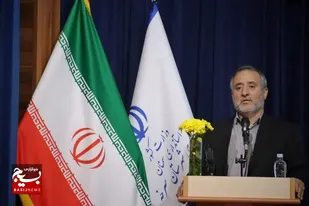 وظیفه امروز جهاد تبیین و مقابله با توطئه های دشمنان است
