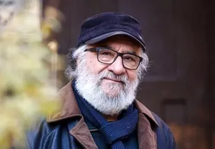امام خمینی (ره) یکی از بزرگترین انقلابیون قرن اخیر است.