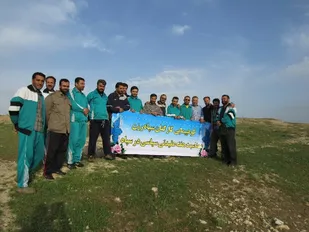 کوهپیمایی کارکنان سپاه ناحیه رزن به مناسبت هفته عقیدتی
