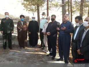 مزار شهدای پاوه غبار روبی و عطرافشانی شد