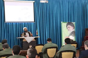 تفکر بسیجی گره گشای مشکلات کشور