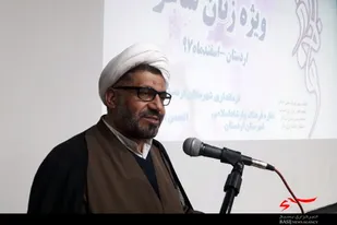 مادران مقدس هستند و باید قدر آنان را دانست