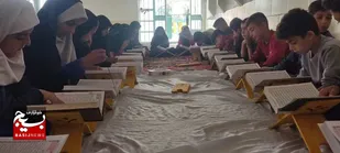 محفل انس با قرآن کریم در روستای تراز شهرستان لالی