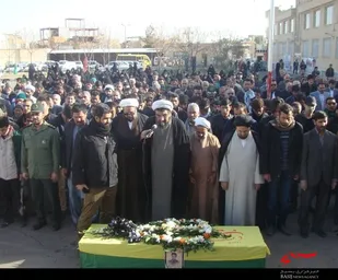 پیکر مطهر شهید مدافع حرم در کاشان تشییع شد