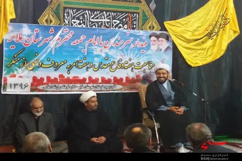 هنرمندان زوایای پنهان کربلا را هنرمندانه‌ ترسیم کنند