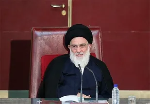 ثبت نام آیت&zwnj;الله هاشمی شاهرودی برای حضور در انتخابات خبرگان