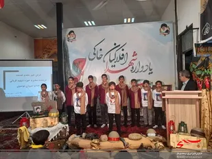 برگزاری مراسم جشن پیروزی انقلاب از سوی پایگاه بسیج شهید غلامپور + تصاویر