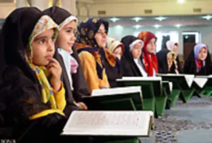 تربیت دینی اولویت کار مدارس باشد