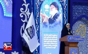نماز ستون تربیت و پناه خانواده در عصر فراموشی ارزش&zwnj;ها است&nbsp;