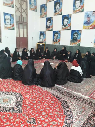 برگزاری دوره آموزش بافتنی در پایگاه بسیج طهورای شاهرود