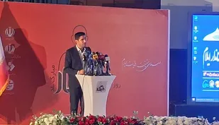 رسانه مطالبه&zwnj;گر باشد، اما اسیر هیاهو نشود