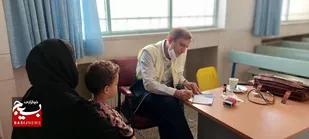 ارائه خدمات پزشکی رایگان بسیج به بیش از ۴۵۰ نفر از ساکنان محله جوی آباد در خمینی&zwnj;شهر