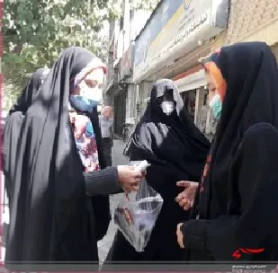 تجلیل از نوجوانان محجبه محله با هدیه های دخترانه
