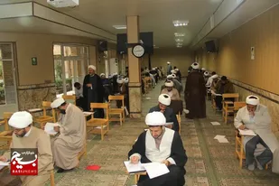 آزمون جذب روحانیون و مداحان عتبات عالیات استان قزوین برگزار شد&nbsp;

همزمان با سراسر کشور؛