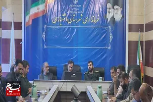 قرارگاههای جهاد تبیین درشهرستانها با نشستهای روشنگری  و روایت صحیح از دستاوردهای نظام، امید آفرینی نمایند