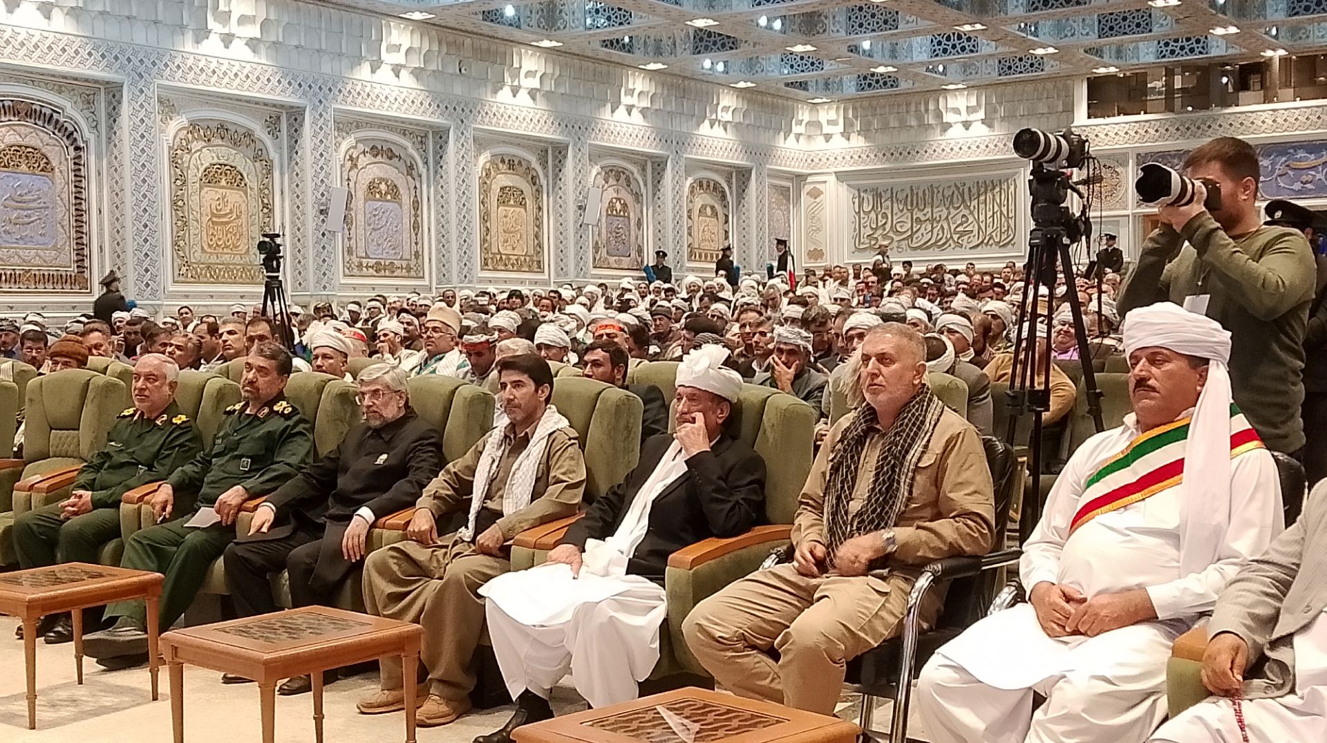 حضور بسیجیان عشایر تایباد در یادواره شهدای عشایری حضور بسیجیان عشایر تایباد در یادواره شهدای عشایری