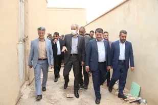 بازدید وزیر آموزش و پرورش از ۳ مدرسه فرسوده ابرکوه