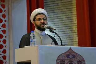 برگزاری نخستین نماز جمعه شاهین شهر در سال ۹۹
