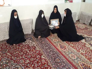 دیدار با خانواده شهید علی اکبر حکیمی توسط پایگاه ریحانه