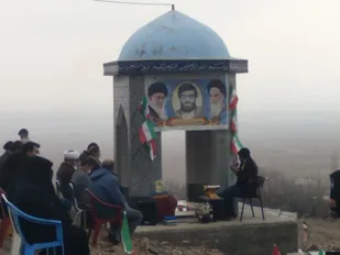 برگزاری مراسم سالگرد شهادت معلم شهید موسی الرضا سعدی در روستای ابرسج شاهرود