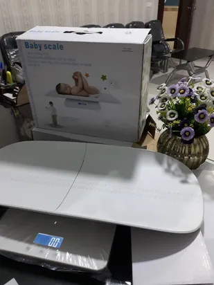 اهدا یک دستگاه ترازو به خانه بهداشت روستای اسدآباد