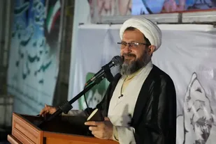 وحدت و اطاعت از ولی&zwnj;فقیه رمز عبور از بحران&zwnj;ها