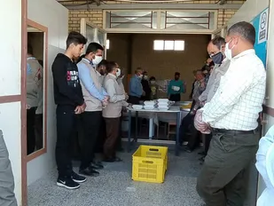 توزیع 2500 پرس افطاری گرم در بین خانواده های روستای روران