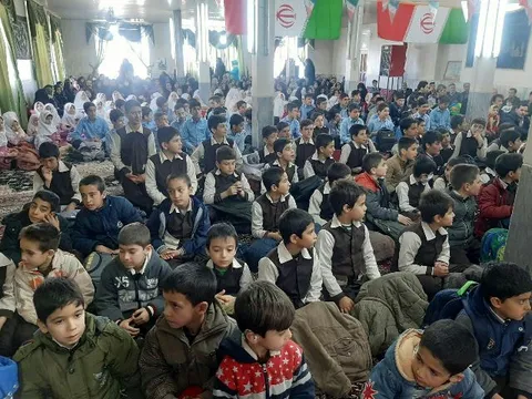برگزاری جشن انقلاب در روستای سلیم آباد بخش خنجین فراهان