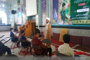 جشن تکلیف شکوفه&zwnj;های تازه مکلف شده در مسجد کوثر زاهدان برگزار شد