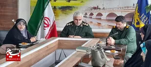 نشست صمیمی و هم اندیشی همسران پاسدار با فرمانده سپاه تنکابن